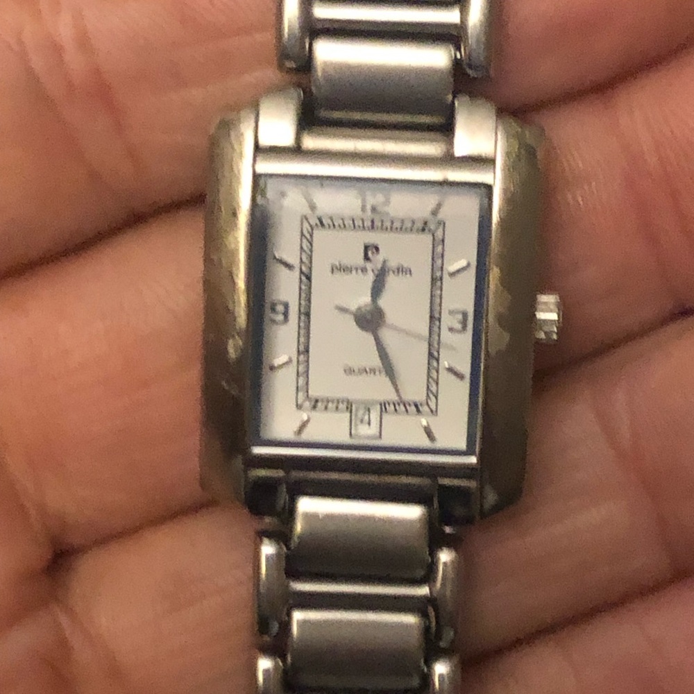 Silver Rectangular Quartz Watch - image 2